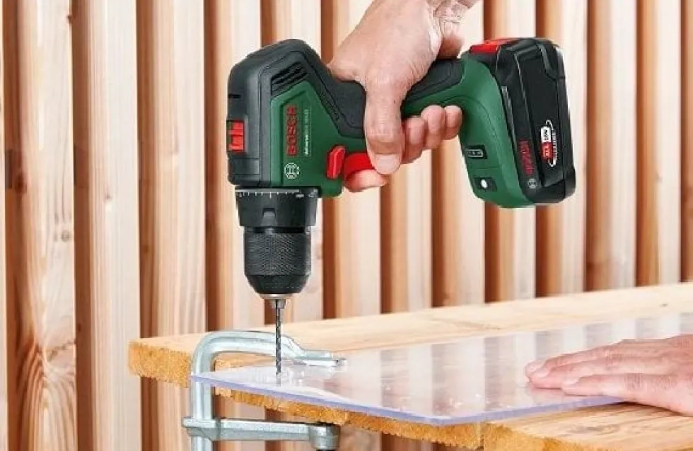 Aparafusadora UniversalDrill 18V-60 Bosch 06039D7000
