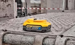 Bateria compacta XR 18V POWERSTACK Li-Ion 5Ah DeWalt DCBP518-XJ