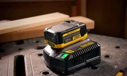 Bateria de lítio 18V FATMAX® V20 4.0Ah Stanley SFMCB204-XJ