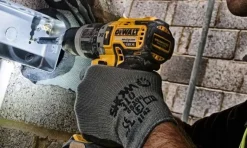 Berbequim Com Percussão 18V 2,0Ah DeWalt DCD796D2