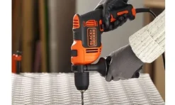 Berbequim com Percussão 710W Black & Decker BEH710K-QS