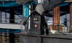 Berbequim de Coluna Magnética 1150W Makita HB350