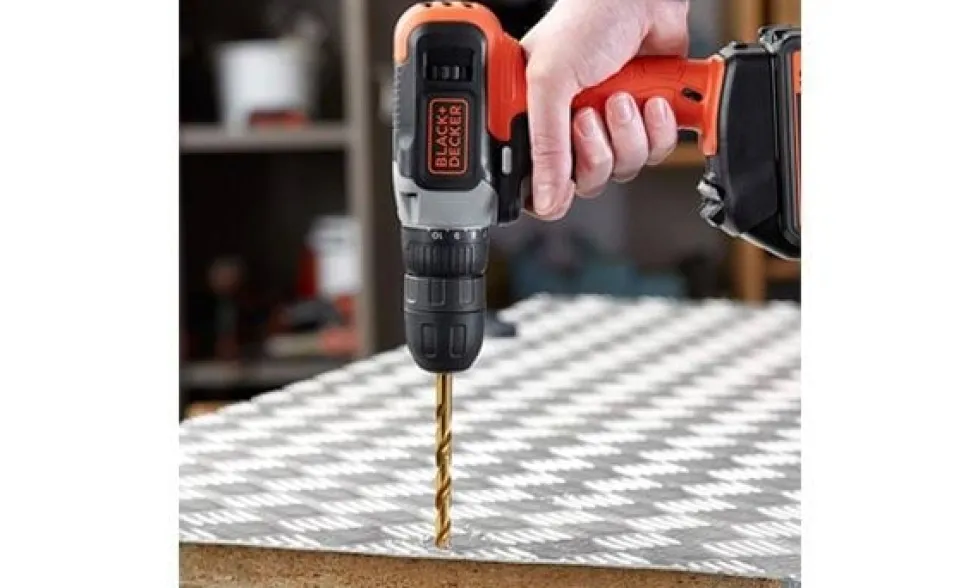 Black & Decker Berbequim Aparafusador 18V 2.5Ah BCD001E2K-QW