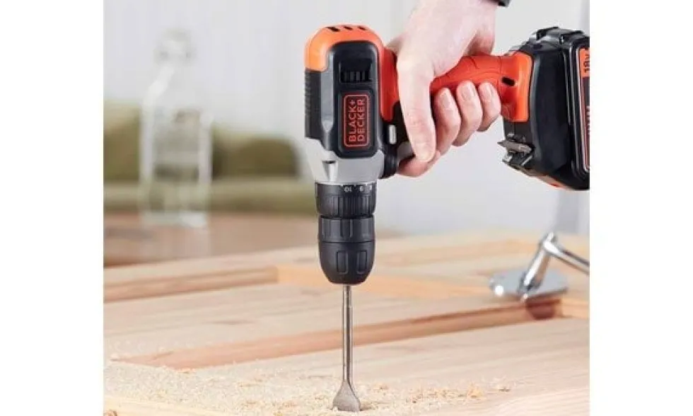 Black & Decker Berbequim Aparafusador 18V 2.5Ah BCD001E2K-QW