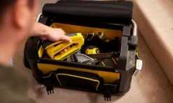 Bolsa Estrutura Rígida c/ Tampa Stanley 1-79-213