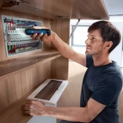 Bosch Professional Aparafusafora sem Fio Bosch GO 3 com 8 pontas,Portapontas,Cabo USB+Estojo