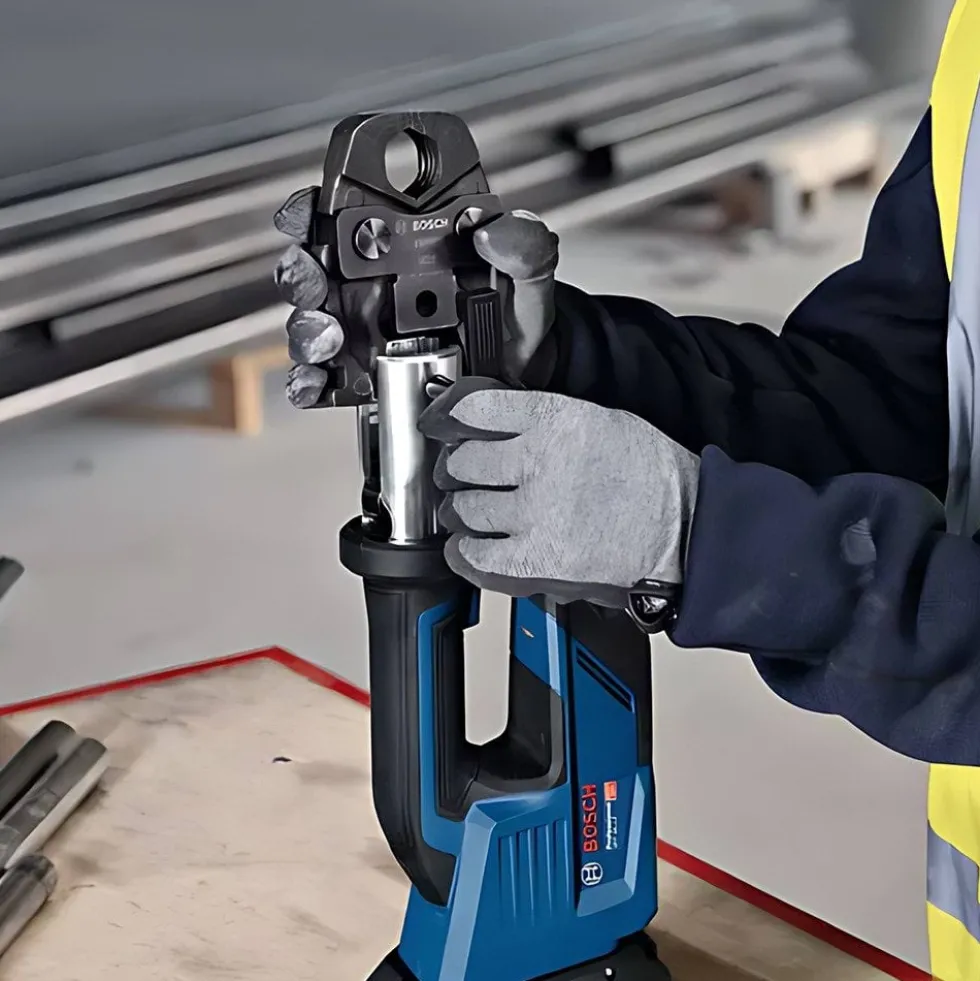 Bosch Professional Máquina Prensar Tubos sem Fio GPT 18V-19 com Kit 3 Mordentes SV(15/22/28)+Mala L-BOXX 238