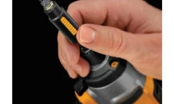 Chave de Caixa 8mm "Extreme Impact" Magnética DeWalt DT7430