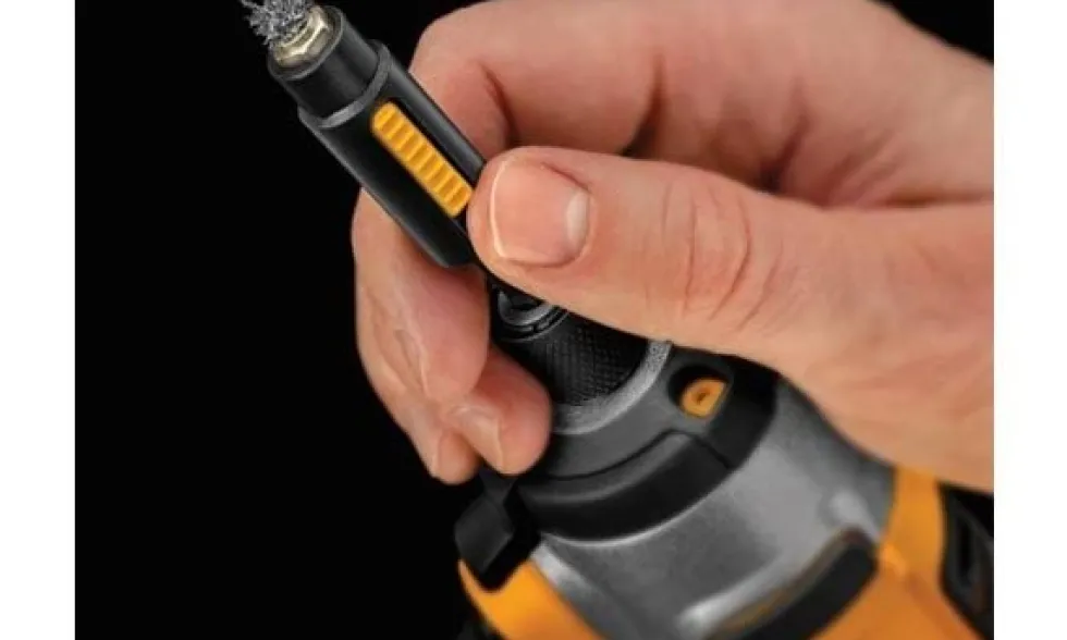 Chave de Caixa 8mm "Extreme Impact" Magnética DeWalt DT7430