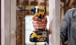 Chave de Imapcto 18V XR 2X5 DeWalt DCF850P2T