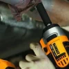 Chave de Impacto 18V 4,0Ah DeWalt DCF880M2