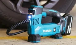 Compressor de Ar Portatil 18V Makita DMP180Z