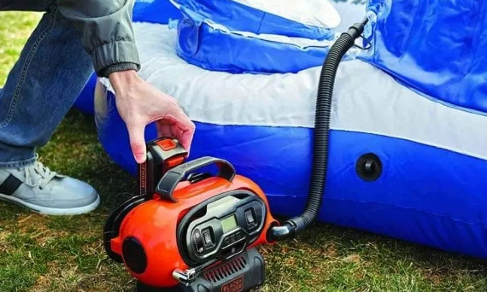Compressor Portátil 12/18/230V Black & Decker BDCINF18N-QS