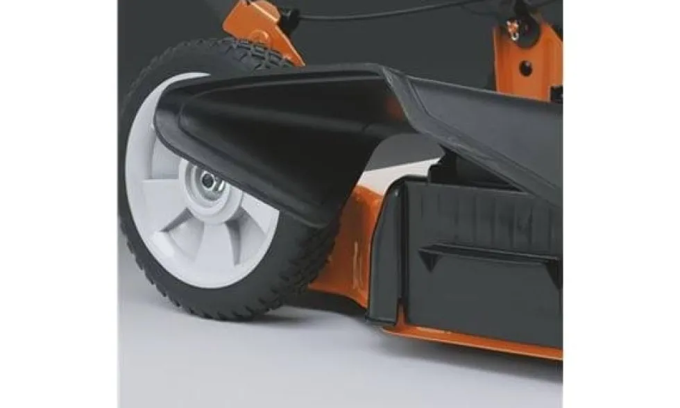 Corta-relvas 166cc 56cm Husqvarna LC356VP