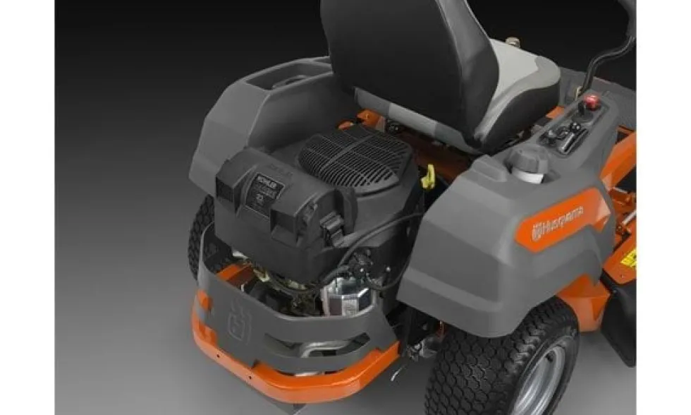 Corta Relvas Giro Zero Husqvarna Z242F