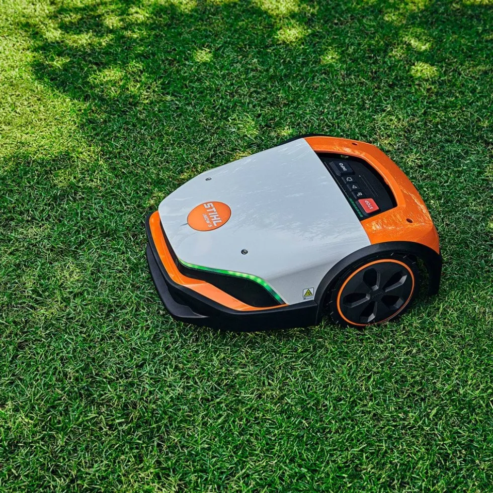 Corta-relvas Robot 3000 m2 ¡MOW® 6 Stihl IA010111436