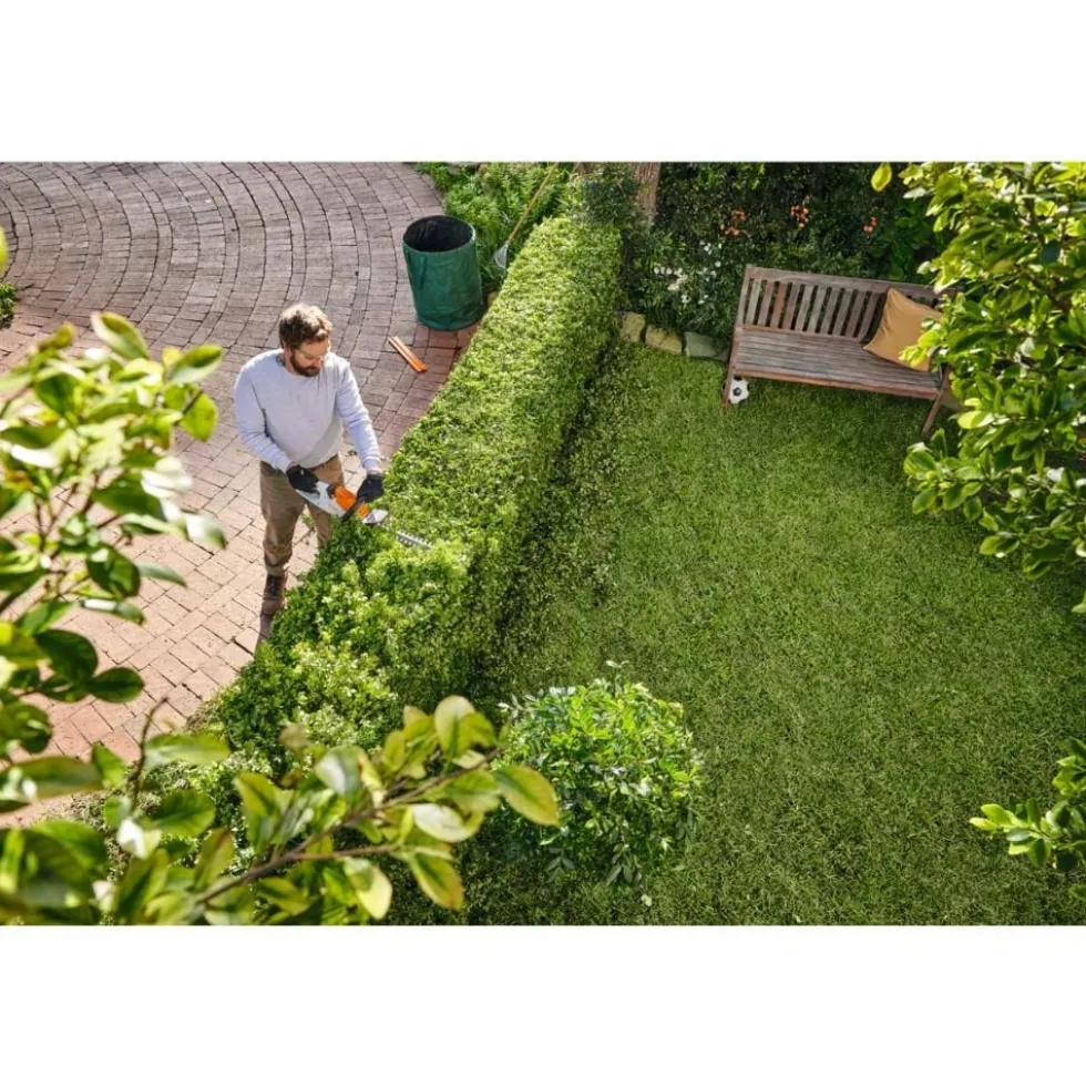 Corta-Sebes a Bateria HSA 30 + Bateria e Carregador Stihl HA080113507