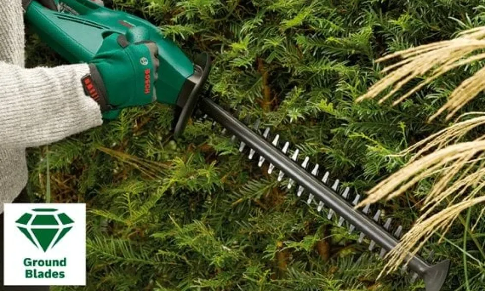 Corta-sebes Sem fio HedgeCut 18-52-13 Bosch 0600849M00