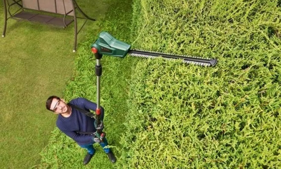 Cortasebes Telescópico a bateria Bosch UniversalHedgePole 18