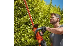 Corta-Sebes 650W 60cm com Cabeça Rotativa Black & Decker BEHTS551