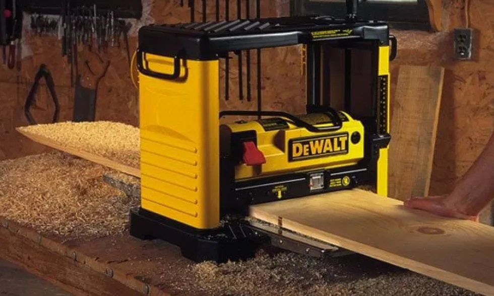 Desengrossadeira Portátil 1800W DeWalt DW733