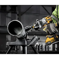 DeWalt Berbequim Aparafusador Percussão Sem Escovas Xr 18V Xrp 13mm Xxxnm Com 2 Baterias Powerstack Li-Ion 5Ah e Mala Tstak