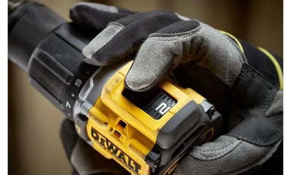 Dewalt Berbequim Aparafusador XR 18V 13mm 74Nm DCD799NT-XJ