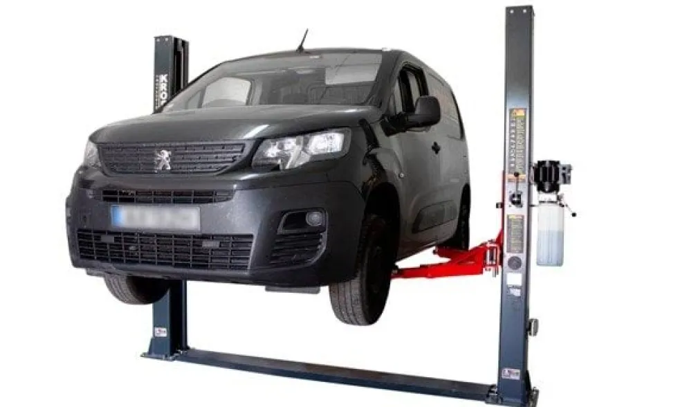 Elevador de 2 Colunas 4T Basic Line Monofásico Kroftools 9802