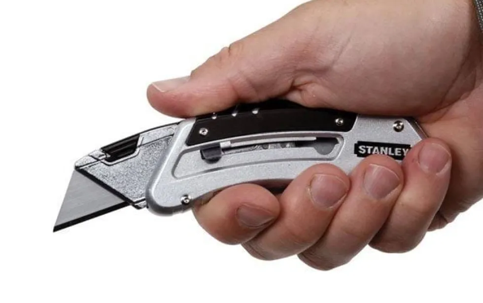 Faca de Bolso com Lâmina Deslizante 145mm Stanley 0-10-810