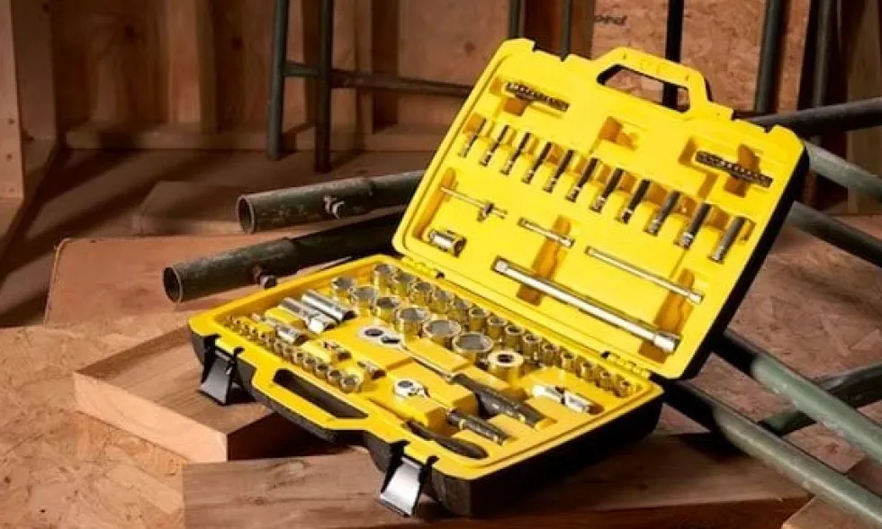 Jogo de Chaves de Caixa 1/2" + 1/4" 81Pcs Stanley FMMT82826-1