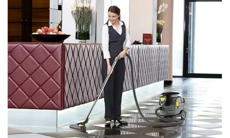 Karcher Aspirador de Sólidos 700W T 15/1 1.355-200.0