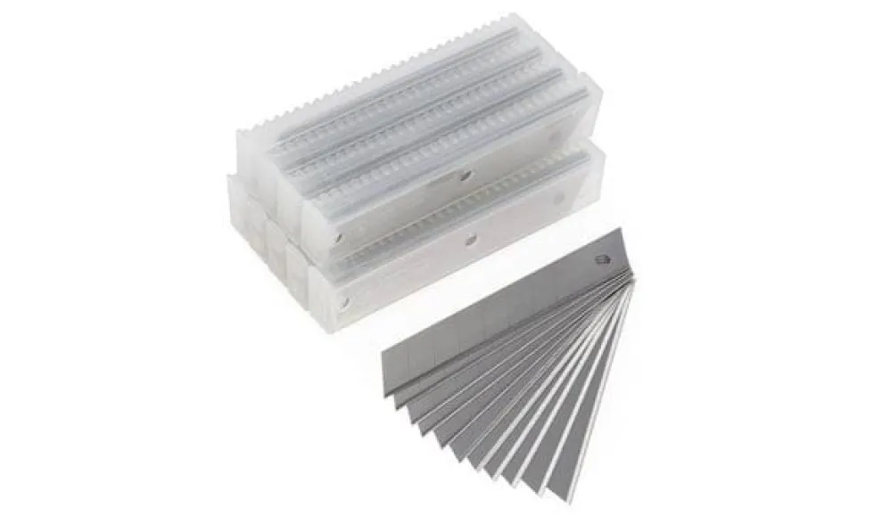 Kit de Lâminas de X-ato 18mm 100 Uni Stanley 1-11-301