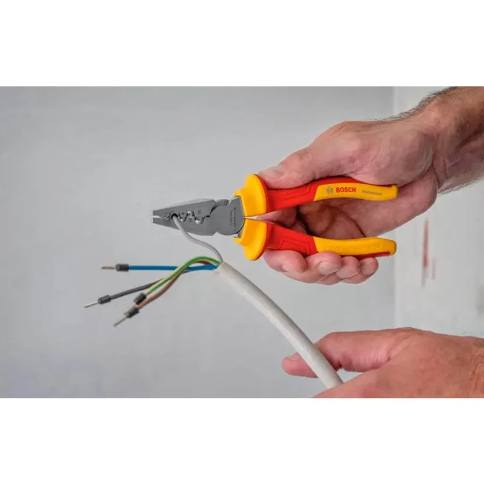 Kit Ferramenta Manual para Electricistacom 37 undidades + Mala L-BOXX 136 Bosch 1600A02NG4