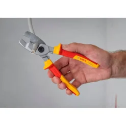 Kit Ferramenta Manual para Electricistacom 37 undidades + Mala L-BOXX 136 Bosch 1600A02NG4