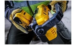 Lanterna LED Compacta XR 18V/12V Dewalt DCL077