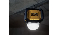 Lanterna Led XR 18V Dewalt DCL074-XJ