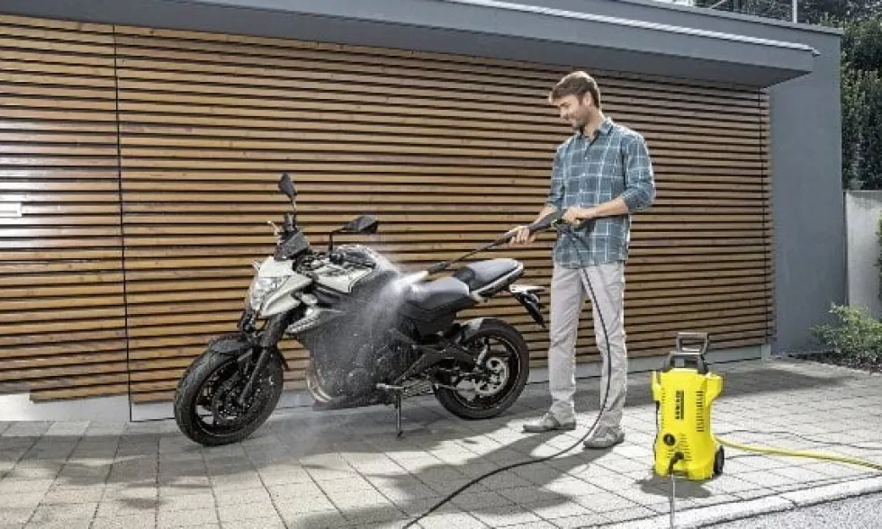 Lavadora de alta pressão K2 Premium Power Control Karcher 1.673-630.0
