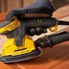Lixadora de detalhes 120W Stanley SFMEW210S-QS