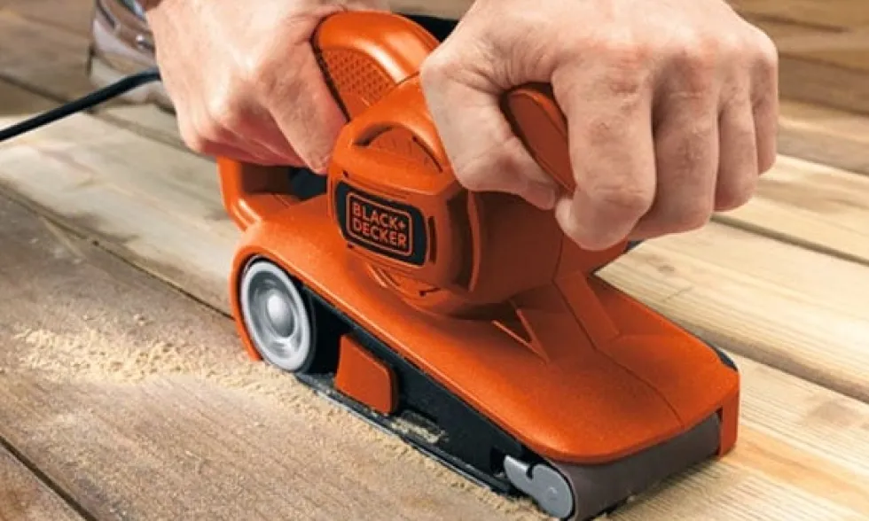 Lixadora de Rolos 720W 75x457mm Black & Decker KA86-QS