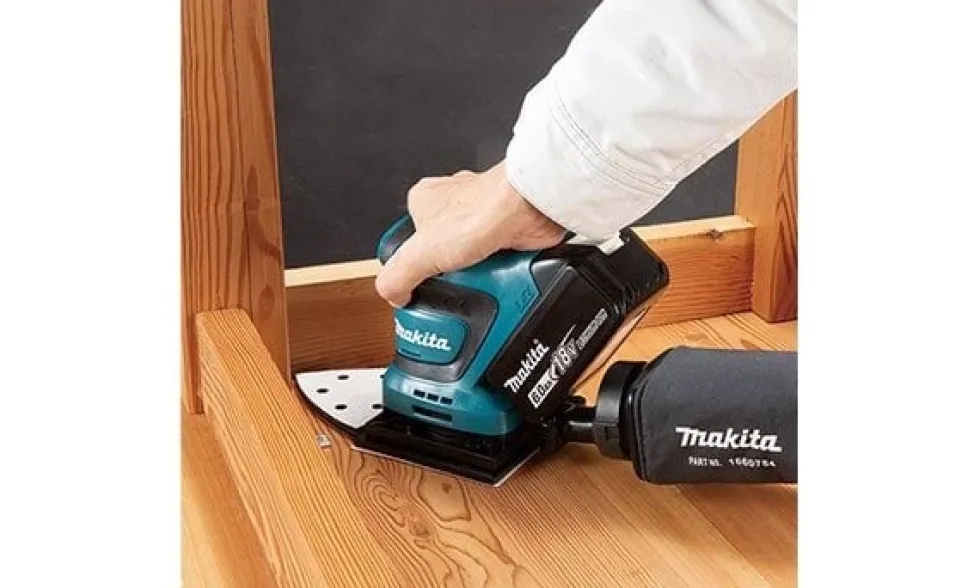 Lixadora orbital 18V 5AH Makita DBO481RTJ