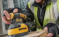 Lixadora Rotorbital 125mm DeWalt DWE6423
