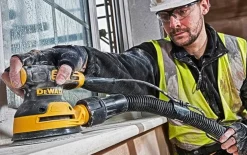 Lixadora Rotorbital 125mm DeWalt DWE6423