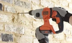 Martelo Combinado 18V 2,5Ah Black & Decker BCD900E2K-QW