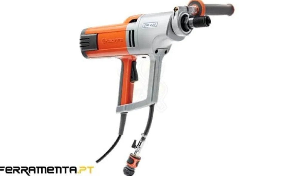 Máquina de Carotes HUSQVARNA DM 230