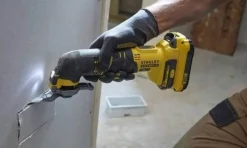 Multiferramenta Oscilante 18V Stanley SFMCE500B-XJ