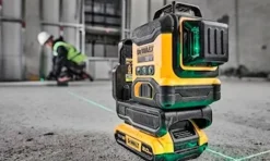 Nivel Laser Autonivelante Verde de 3 linhas 360º Dewalt DCLE34031N-XJ