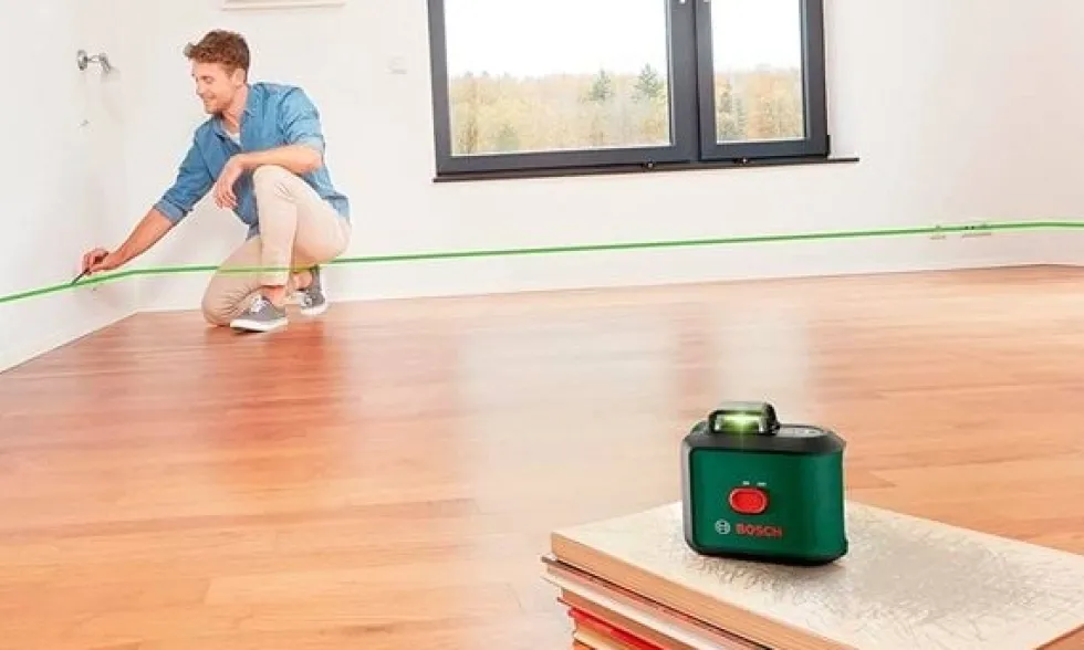 Nível Laser de linhas UniversalLevel 360 UNI Bosch 0603663E00