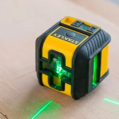 Nível Laser Verde Cross 90 STANLEY STHT77592-1