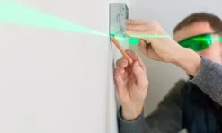Nível Laser Verde em Cruz 2 Pontos Stanley FMHT77597-1