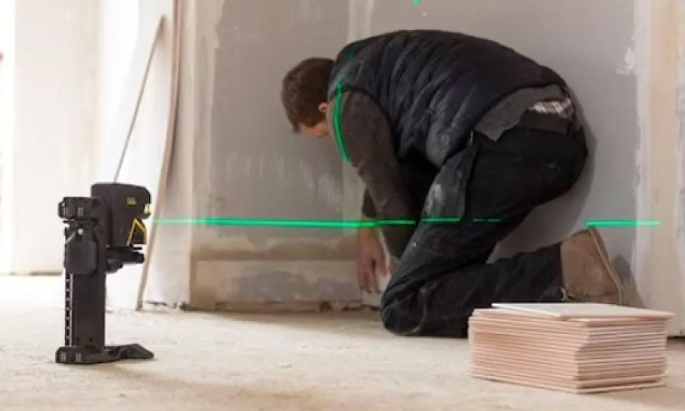 Nível Laser Verde em Cruz 5 Pontos Stanley FMHT77598-1